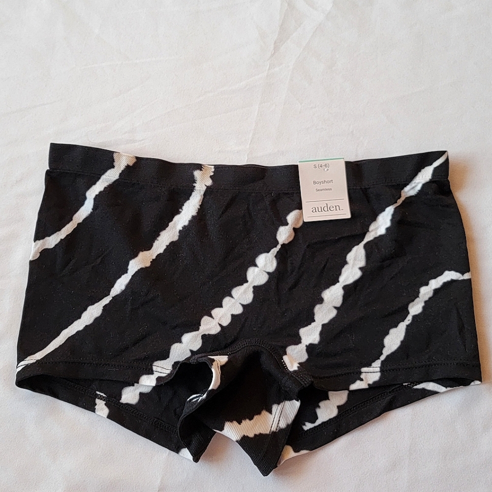 NWT Seamless Boyshort Panties | Auden